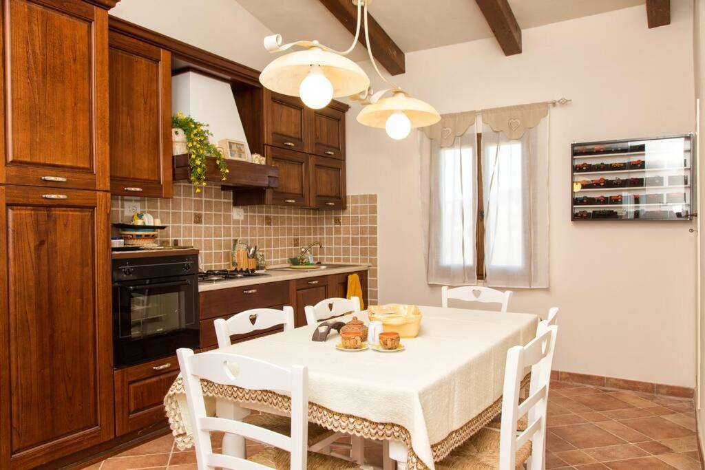 Villa Poggio ai Legni Certaldo Esterno foto